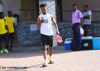 Skilful Barnieh has invited Kumasi fans to come and watch the Black Mateors’ good football.