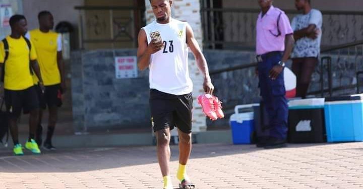 Skilful Barnieh has invited Kumasi fans to come and watch the Black Mateors’ good football.