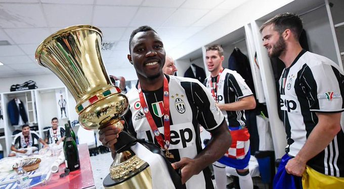 Ex-Black Stars and Juventus midfielder, Kwadwo Asamoah, has announced his retirement from football.