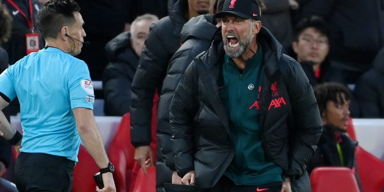 Liverpool manager Jürgen Klopp has stated that Steven Gerrard shall bounce back after he was sacked.