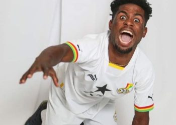 A legend of Accra Hearts of Oak has prompted Daniel Afriyie Barnieh to ponder his contract extension.