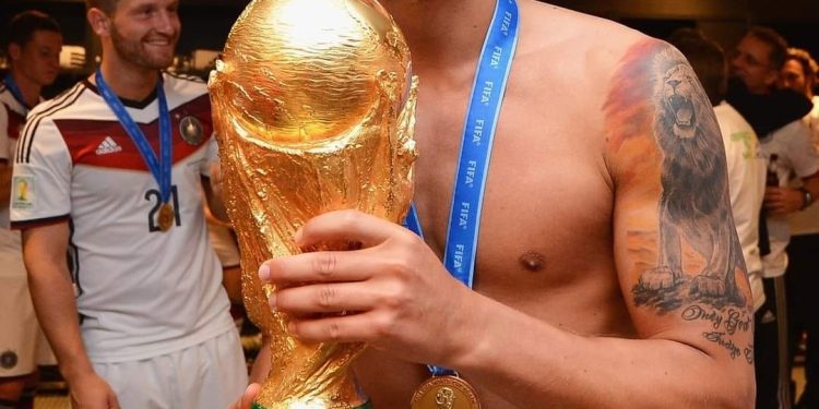 Mesut Ozil, a former midfielder for Arsenal, Real Madrid, and Germany, has declared retirement at 34.