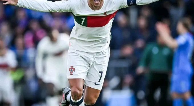 Atspo Exclusive: Guinness World Records recognised Cristiano Ronaldo before the game against Iceland.